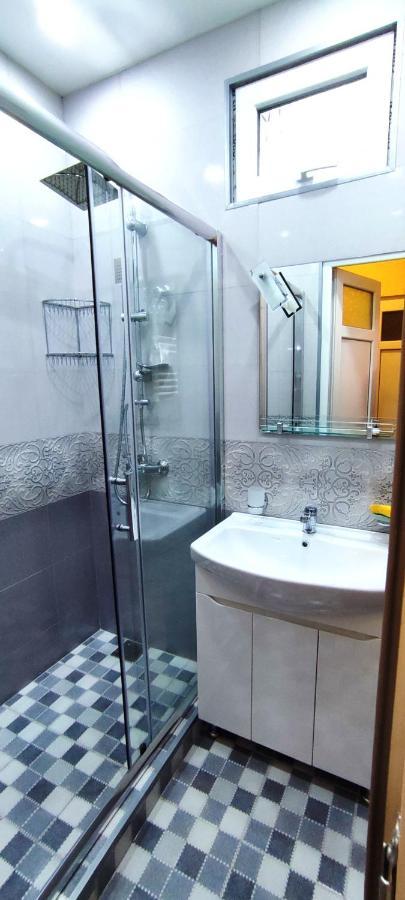G&L Apartments Tbiliszi Kültér fotó